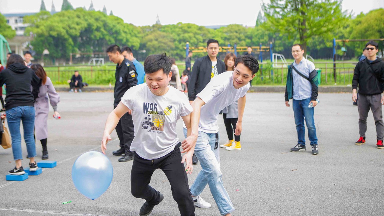 香港六台合资料免费大全