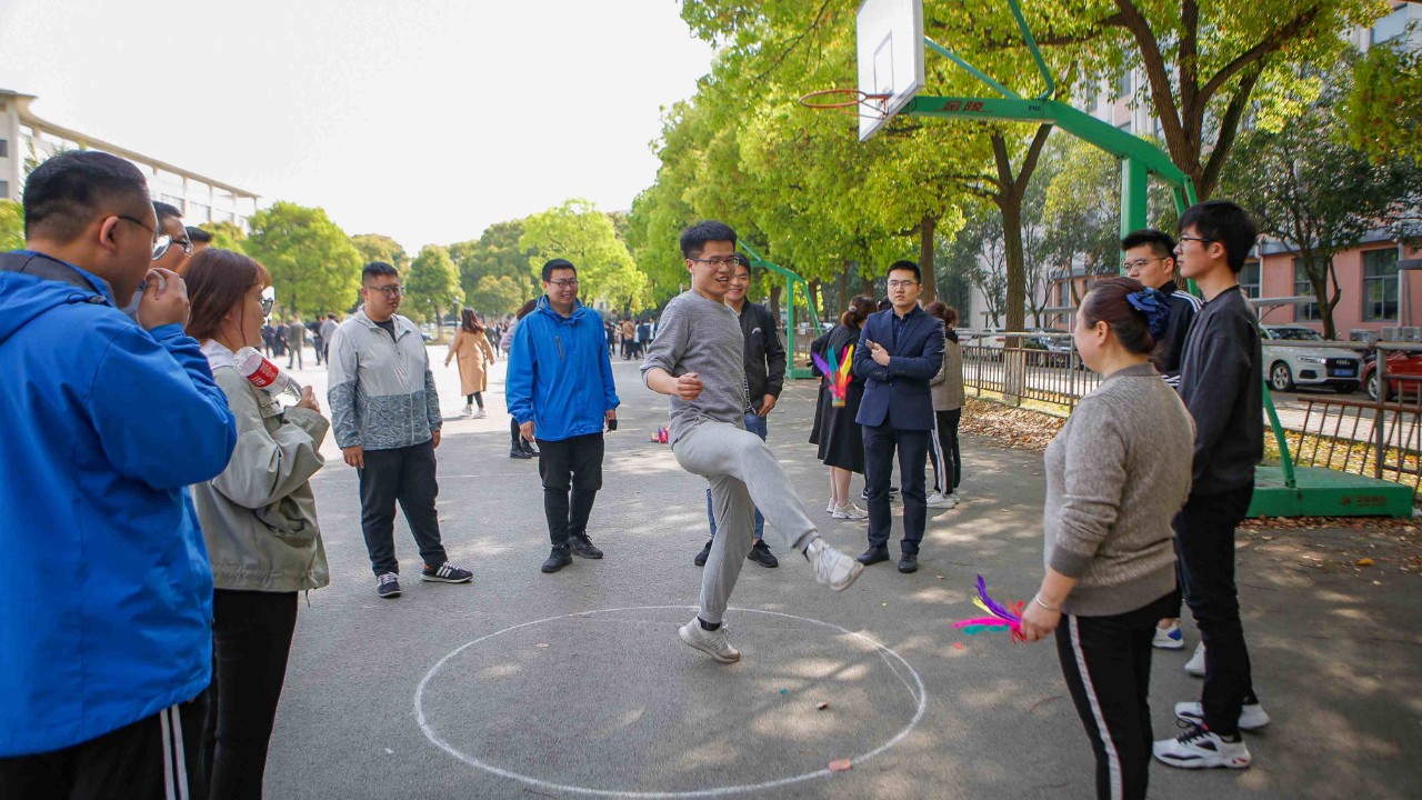 香港六台合资料免费大全