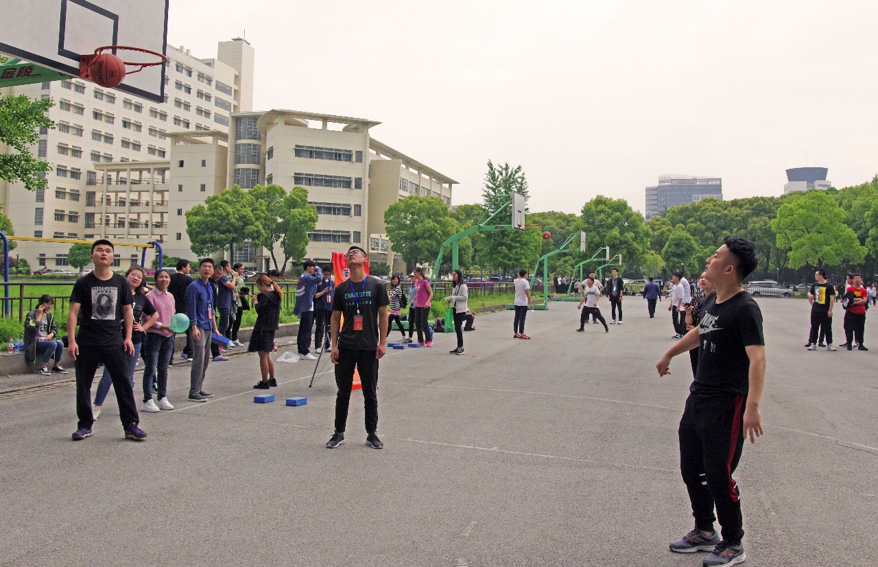 香港六台合资料免费大全