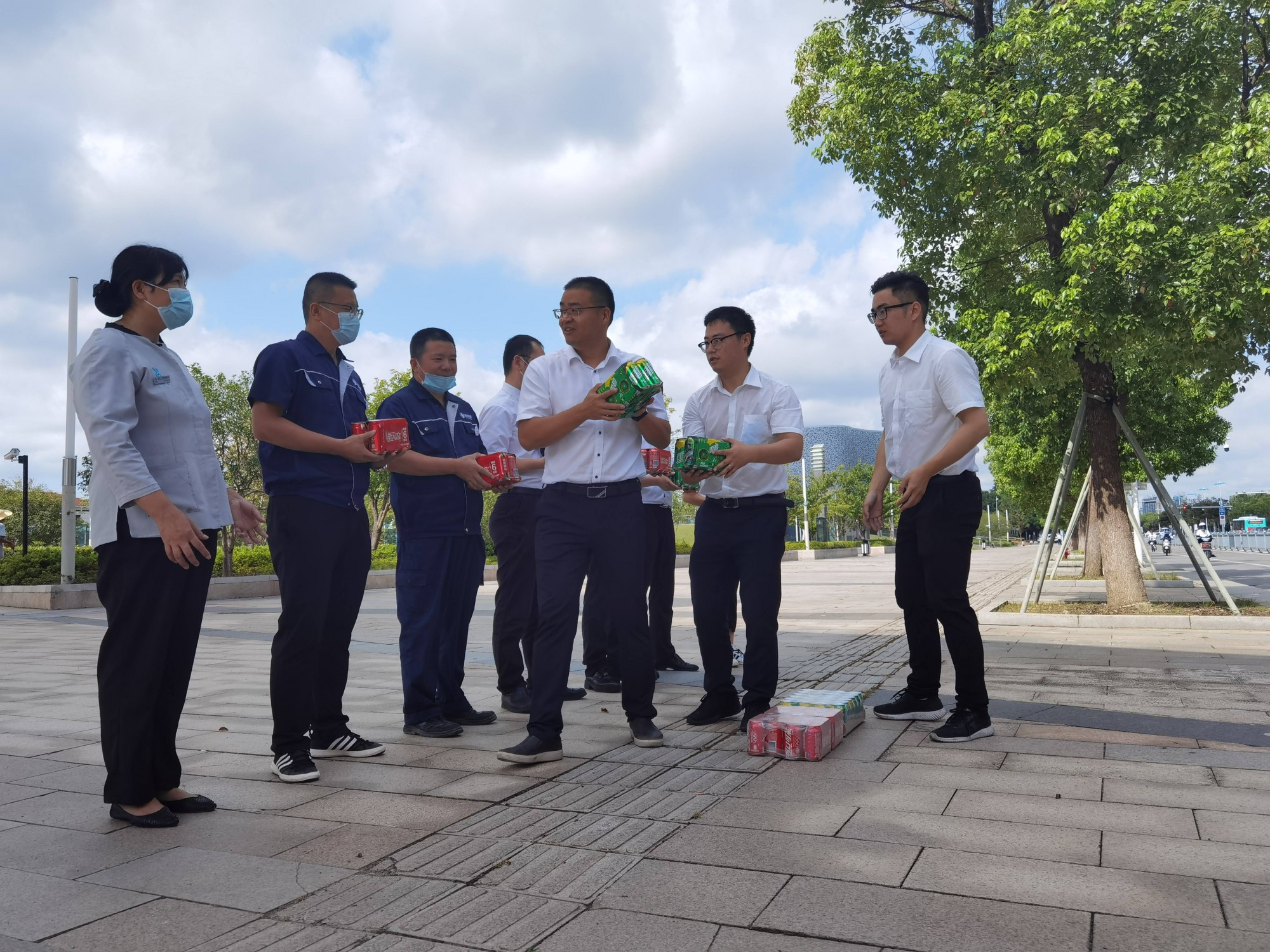 香港六台合资料免费大全