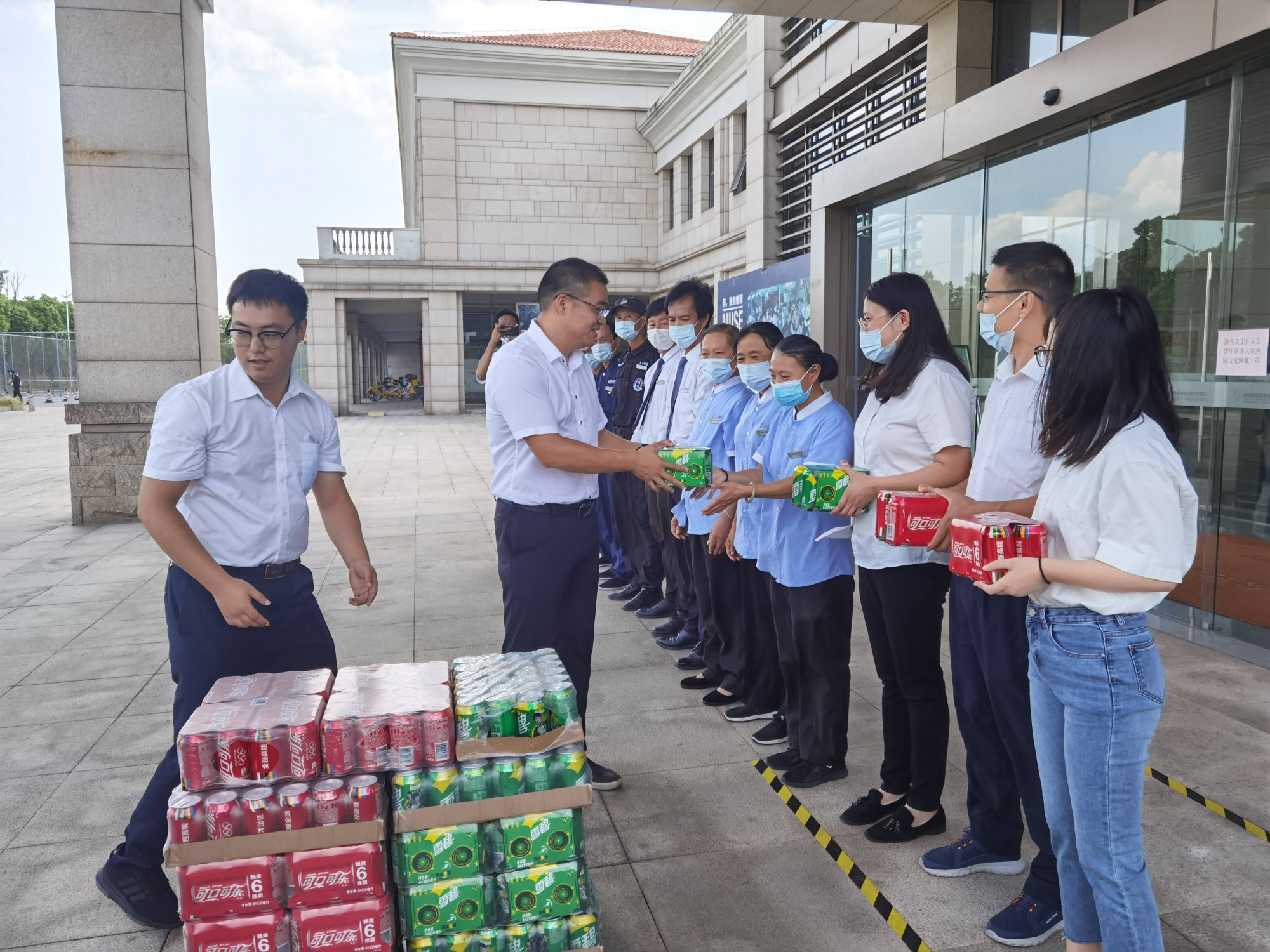 香港六台合资料免费大全