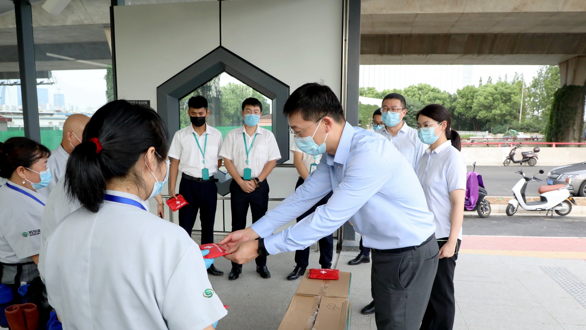 香港六台合资料免费大全