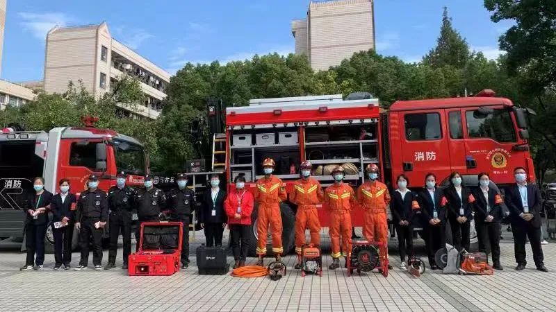 香港六台合资料免费大全