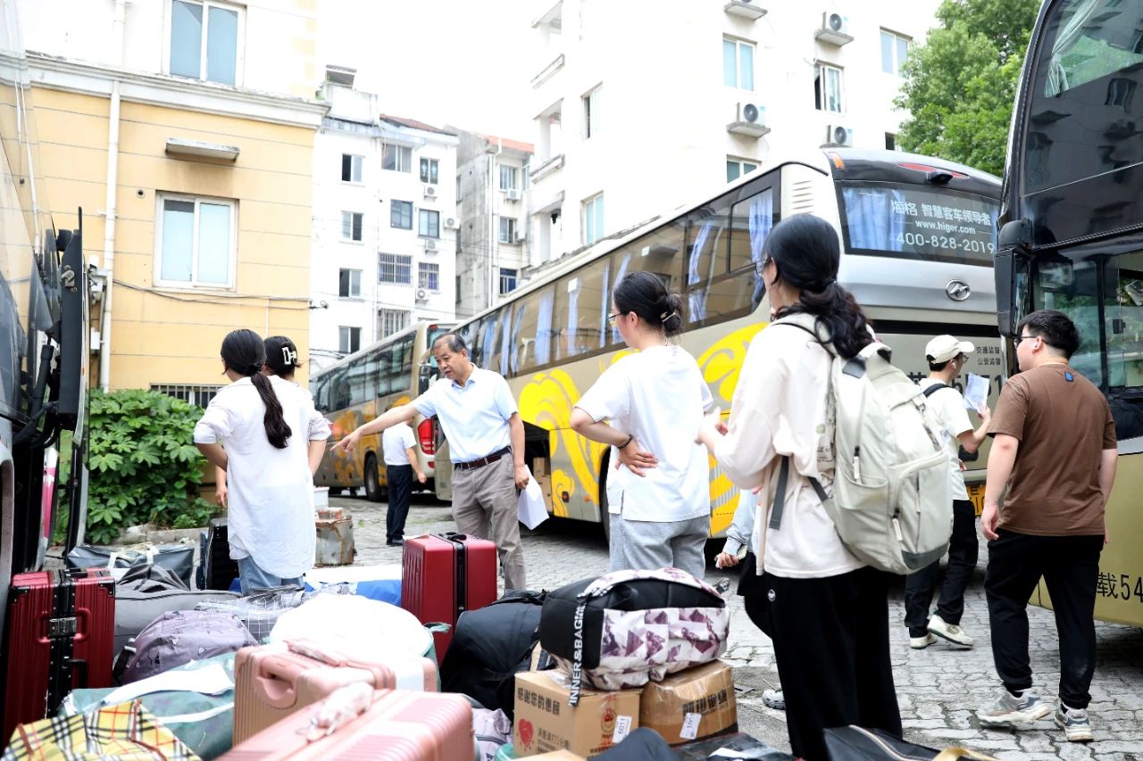 香港六台合资料免费大全