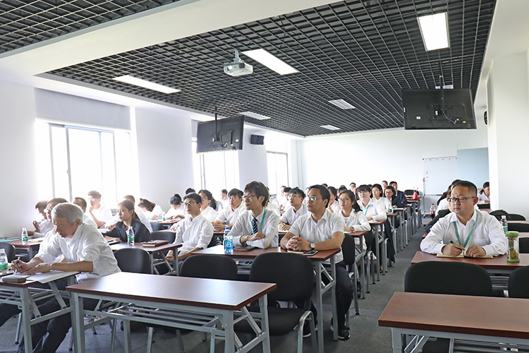 香港六台合资料免费大全